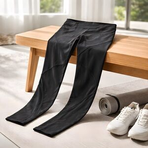 Lululemon Women's Black Cutout Leggings